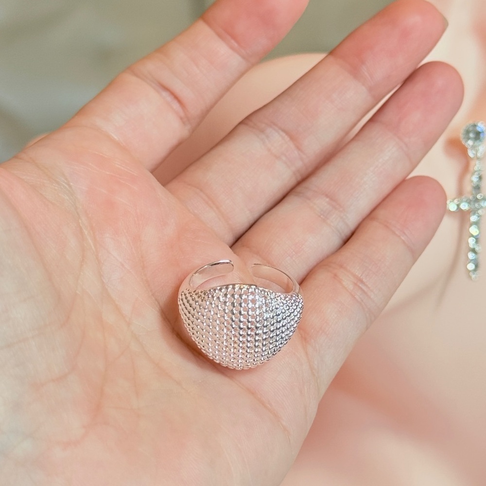 Trendy Elegant Silver Ring - Picture 5 of 10